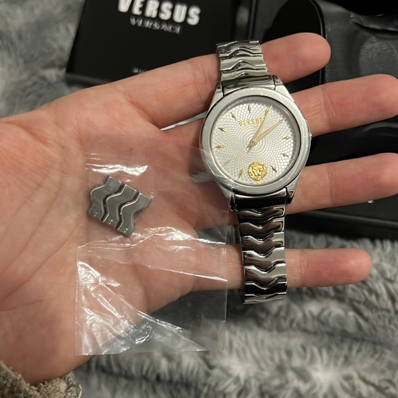 Versus Versace watch - Picture 4 of 7